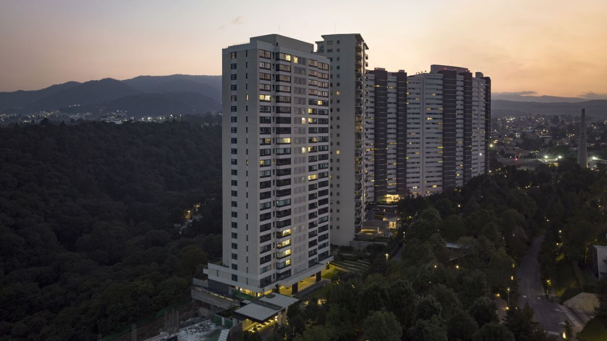 100, Avenida de los Poetas, San Mateo, 05348 con 3 Recámaras, 3 Baños, 380 Metros Cuadrados y 4 Puestos de Estacionamiento 100, Avenida de los Poetas, San Mateo, 05348 con 3 Recámaras, 3 Baños, 380 Metros Cuadrados y 4 Puestos de Estacionamiento